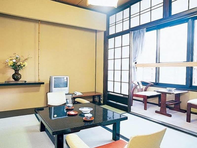 下吕市 下吕温泉米诺利庄酒店 外观 照片